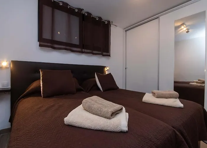 Parque Santiago Ii 87 - Two Bed *